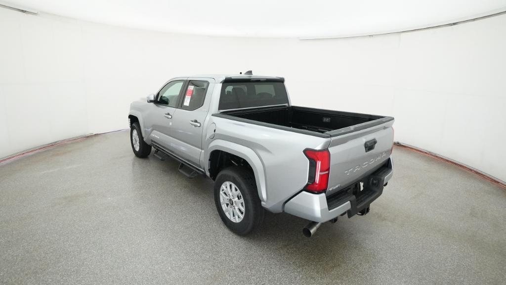 2025 Toyota Tacoma SR5 4x4 Double Cab photo 13