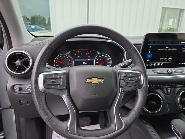 2025 Chevrolet Blazer 2LT photo 14