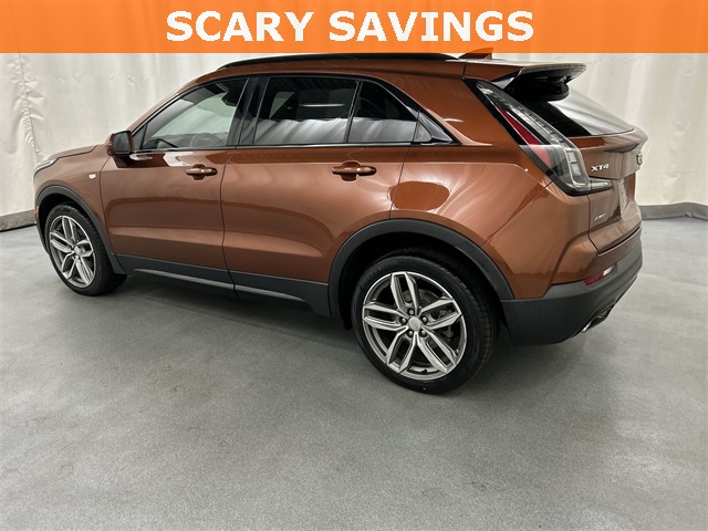 2019 Cadillac XT4 Sport photo 2