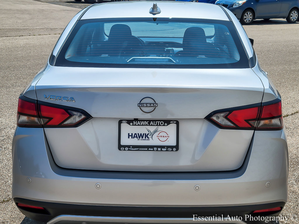 2025 Nissan Versa SV photo 5