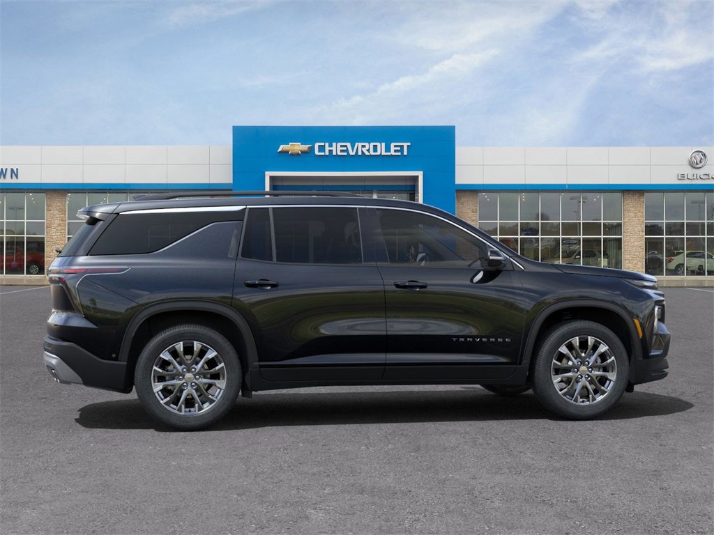 2025 Chevrolet Traverse photo 5