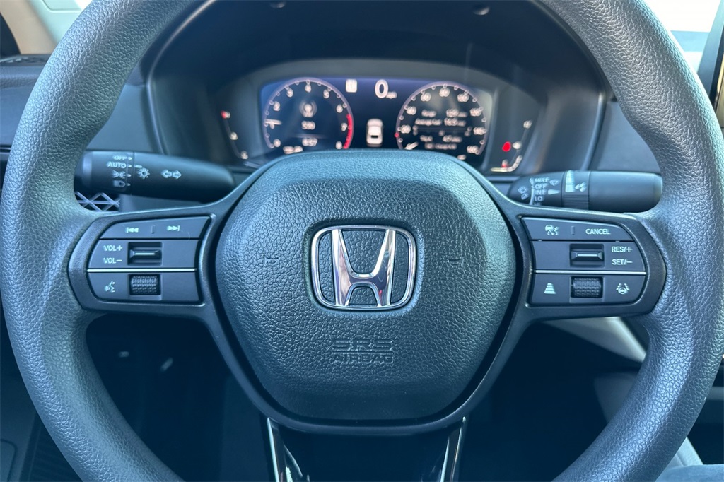 2025 Honda Accord LX photo 18