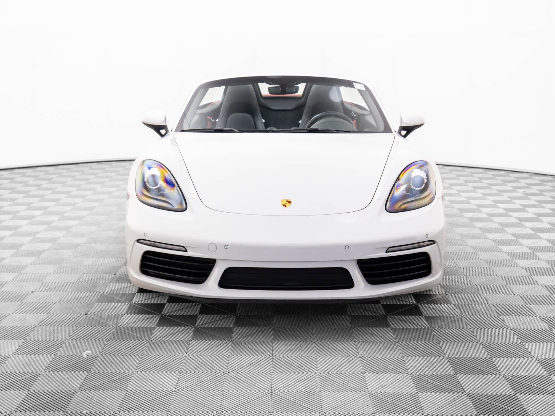 2019 Porsche Boxster photo 9