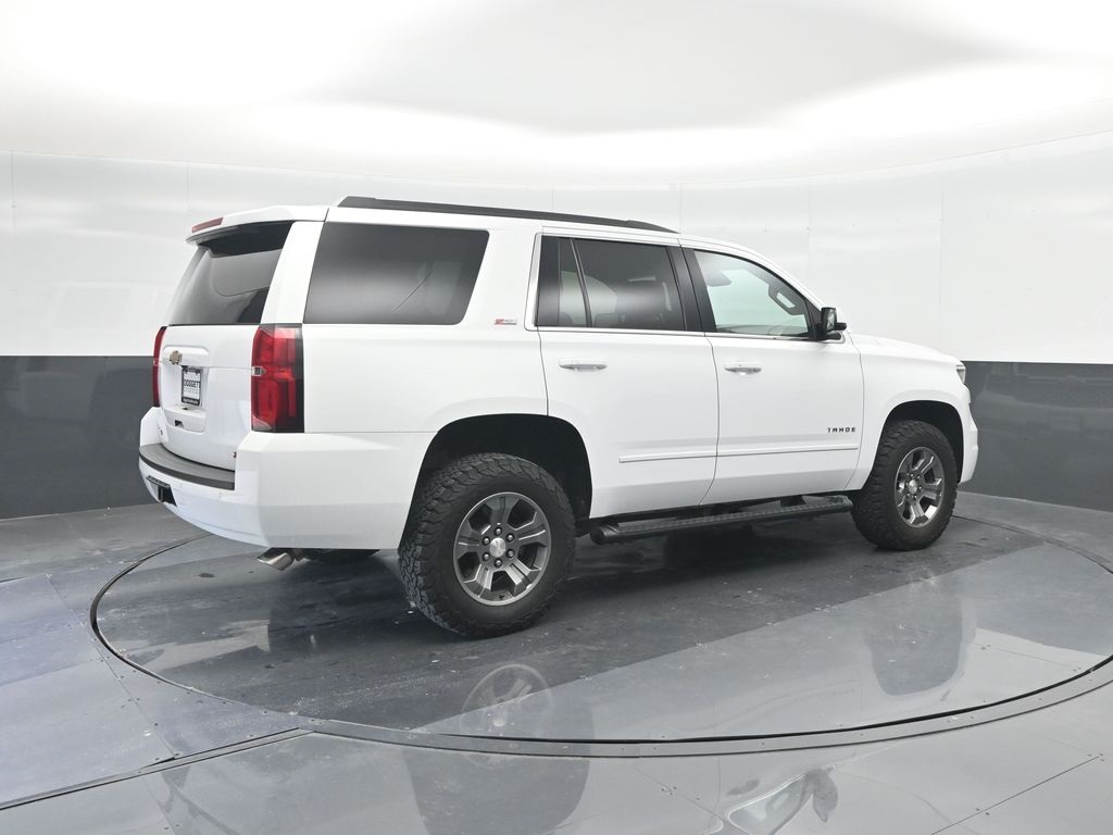 2019 Chevrolet Tahoe LT photo 14