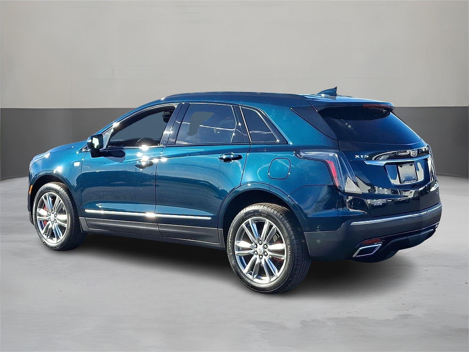 2026 Cadillac XT5 Sport photo 3