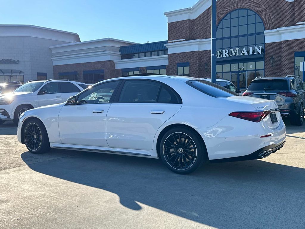 2025 Mercedes Benz S 580 4MATIC photo 3