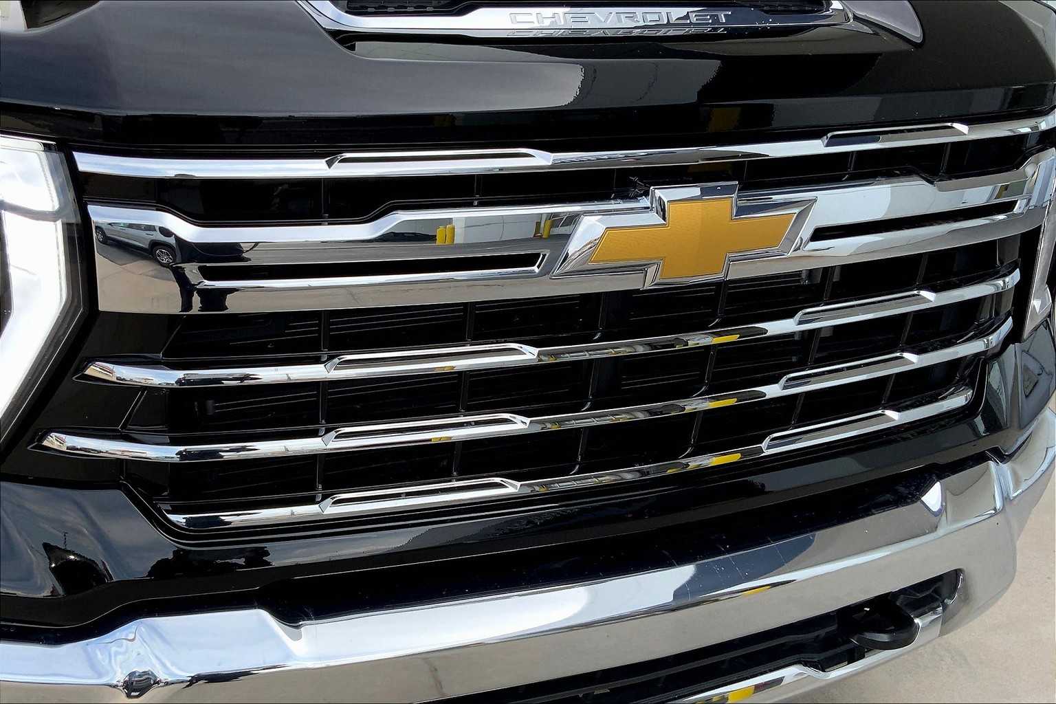 2024 Chevrolet Silverado 2500HD LTZ photo 27