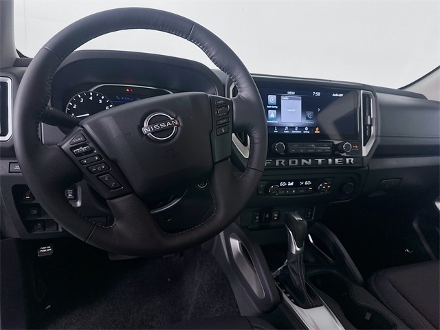 2025 Nissan Frontier SV photo 10