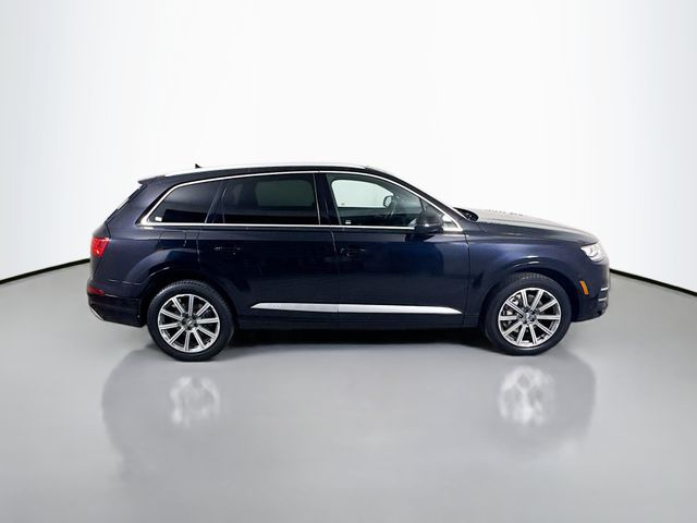 2019 Audi Q7 45 Premium photo 6