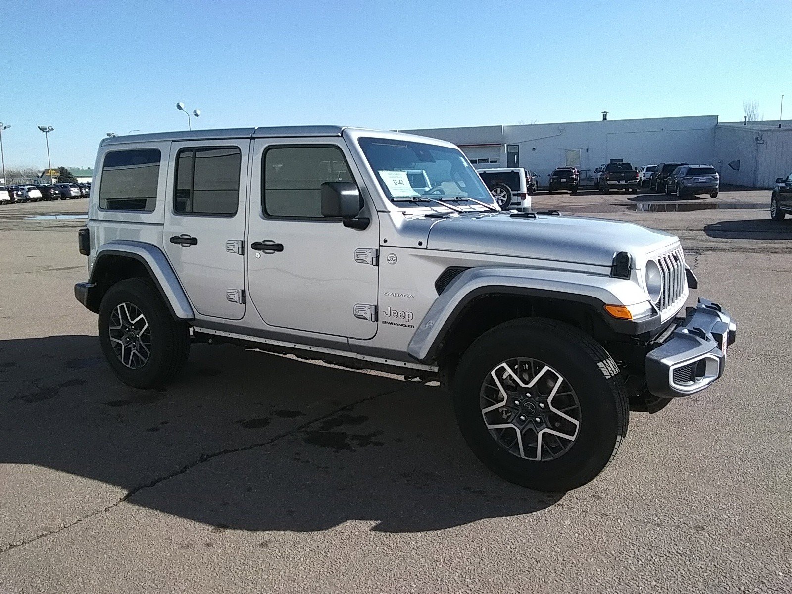 2024 Jeep Wrangler Sahara photo 4