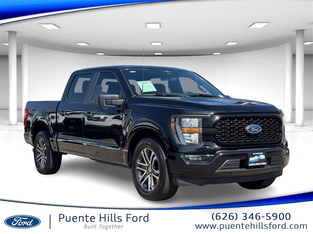 2023 Ford F-150 XL's photo