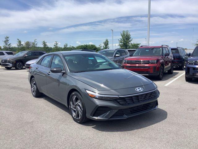 2025 Hyundai Elantra Hybrid SEL Sport photo 3