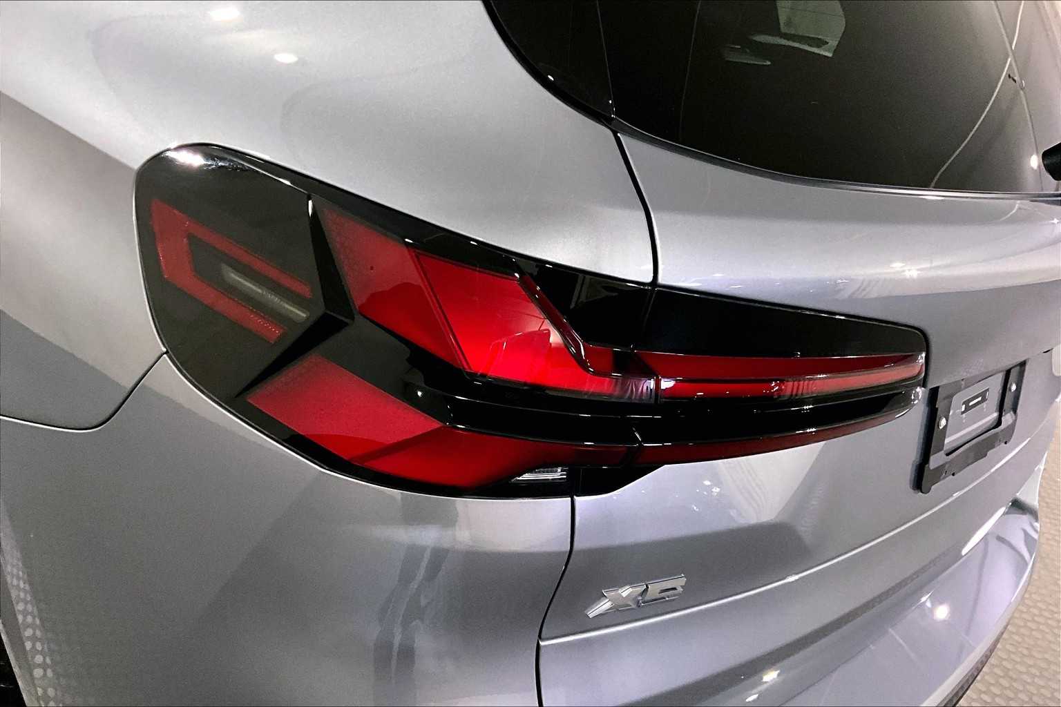2025 Bmw X5 M60i photo 26
