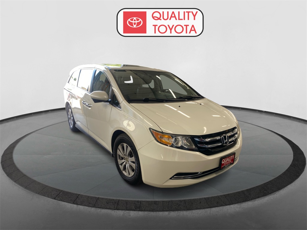 Used 2017 Honda Odyssey EX-L with VIN 5FNRL5H69HB023777 for sale in Fergus Falls, Minnesota