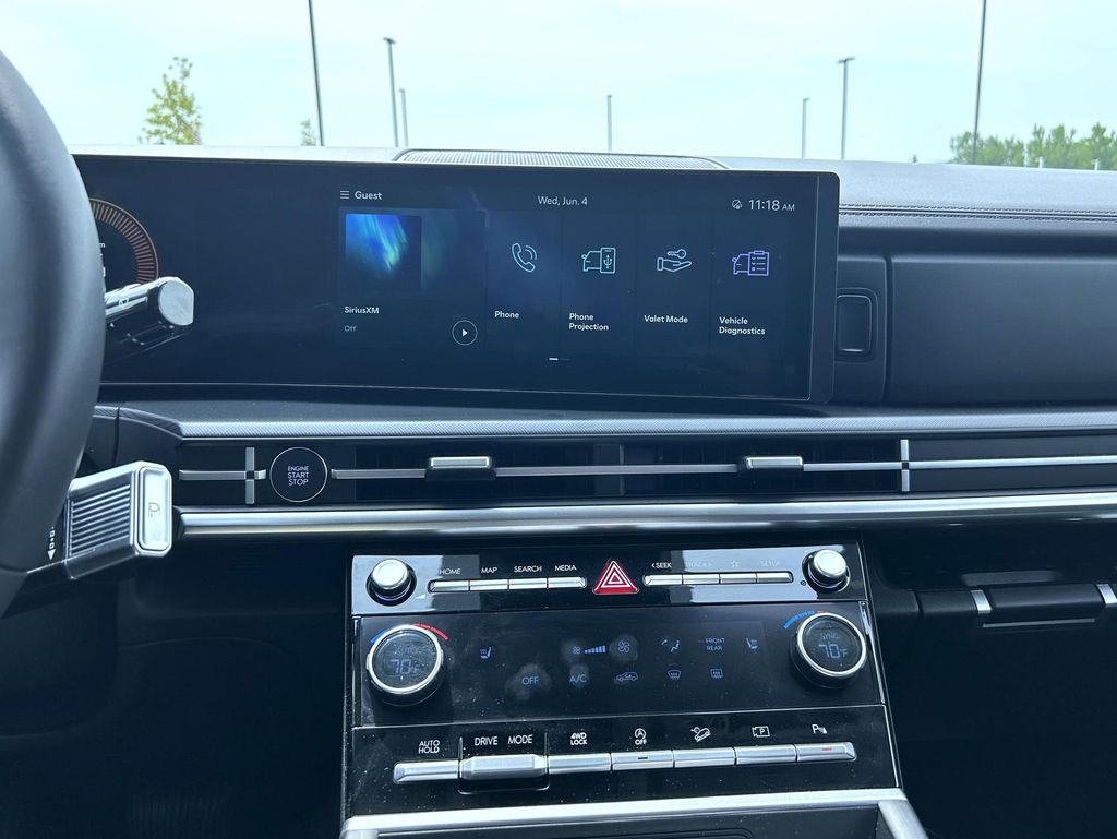 2025 Hyundai Santa Fe SEL photo 13