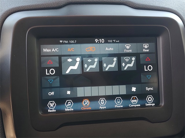 2020 Jeep Renegade Altitude photo 13