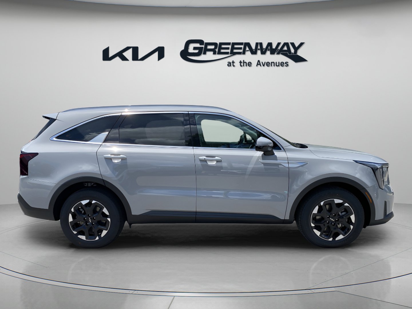 2025 Kia Sorento S photo 5