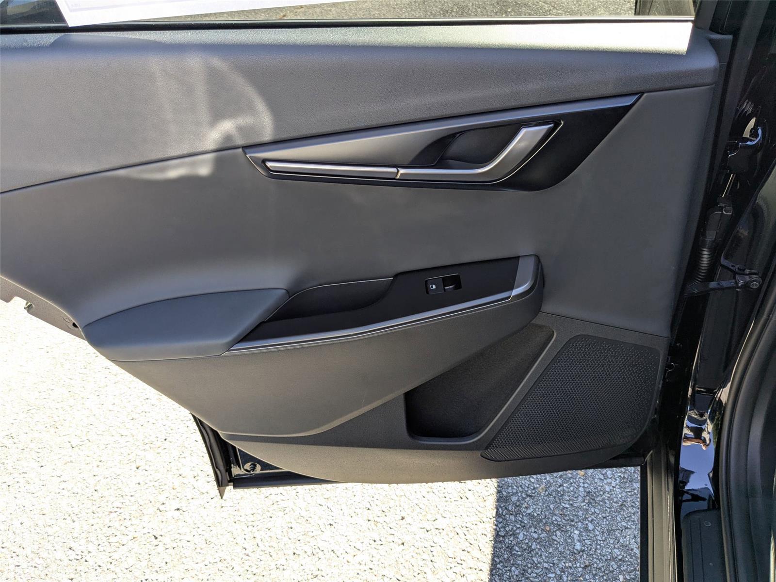2025 Kia EV6 Light photo 26