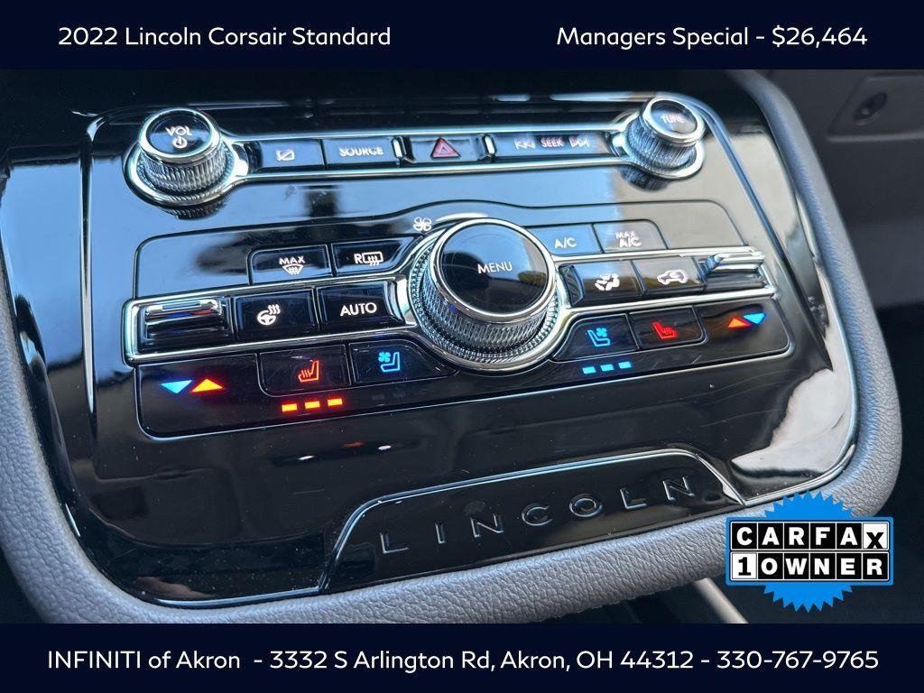 2022 Lincoln Corsair Standard photo 2