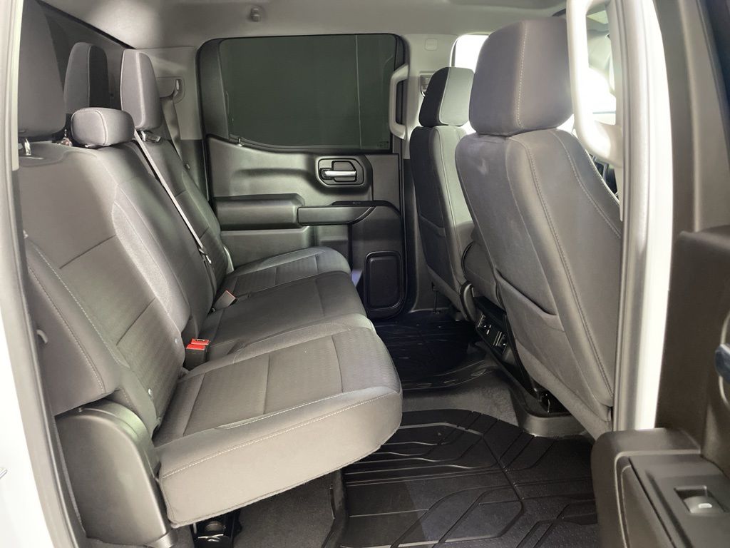 2024 Chevrolet Silverado 1500 Custom photo 33