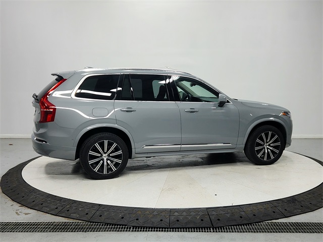2025 Volvo XC90 Plus photo 8