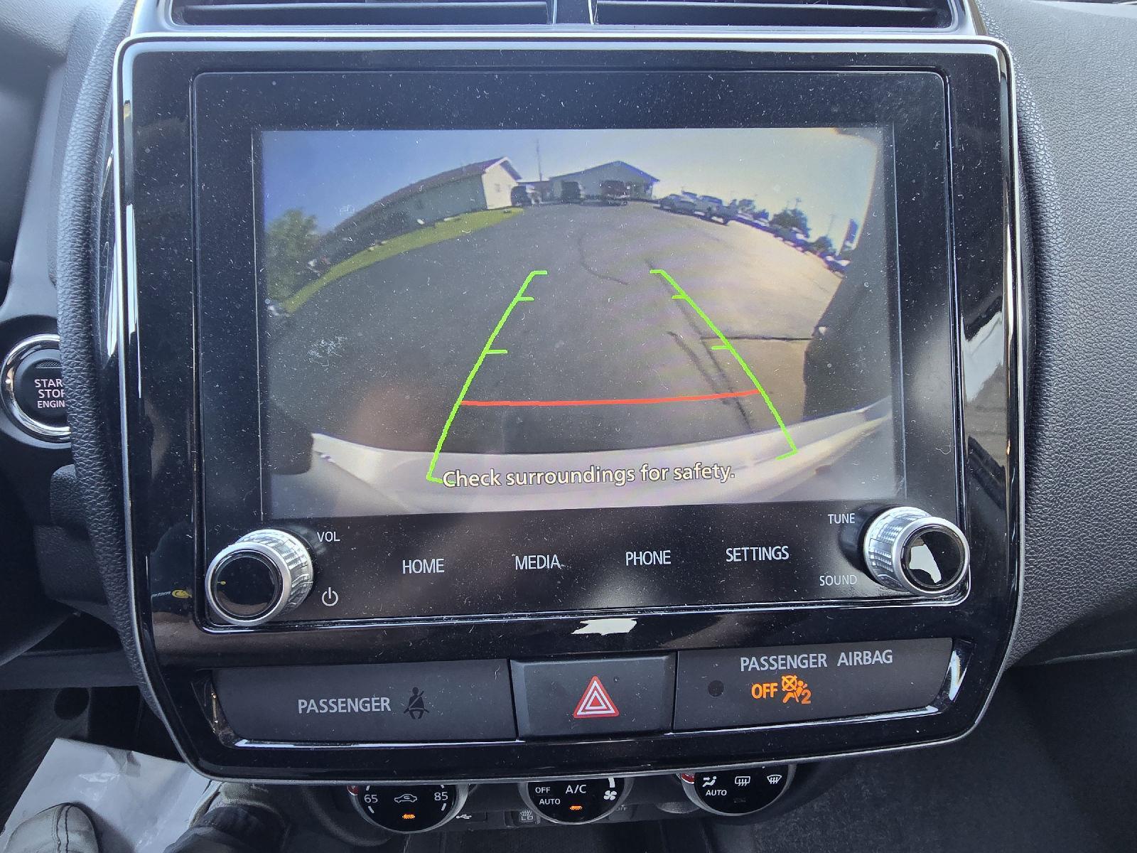2024 Mitsubishi Outlander ES LE SE photo 11
