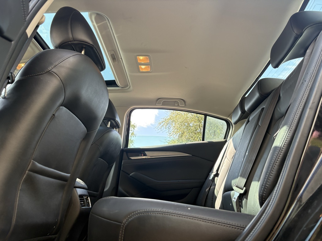 2020 Mazda Mazda6 Touring photo 9