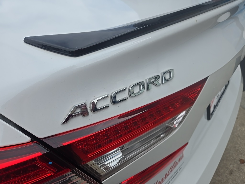 2021 Honda Accord Sport photo 15