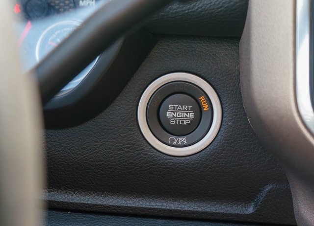 2024 Ram 2500 Laramie photo 16
