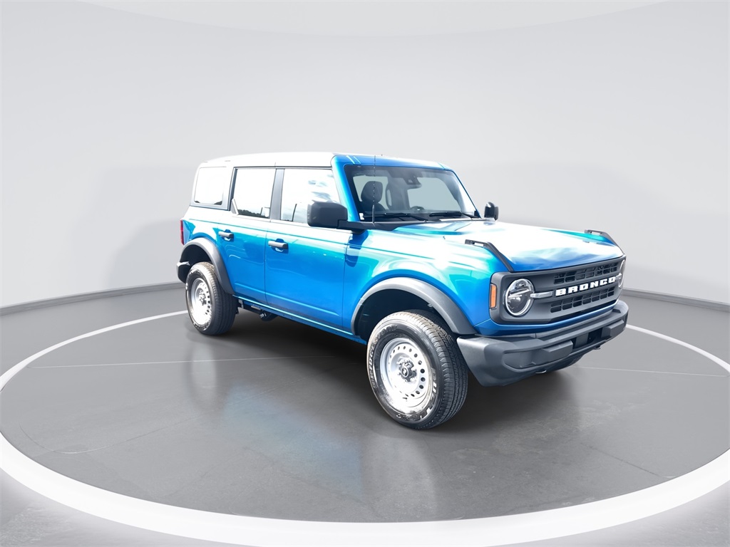 2025 Ford Bronco Base photo 2