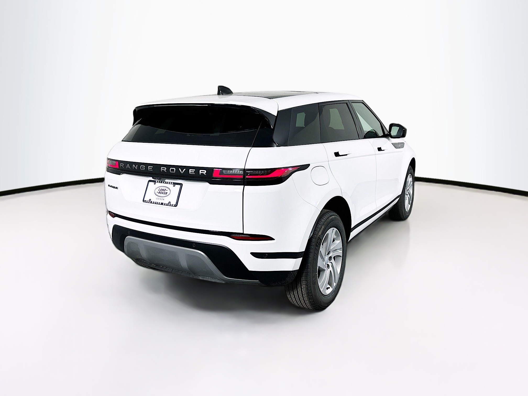 2026 Land Rover Range Rover Evoque S photo 4