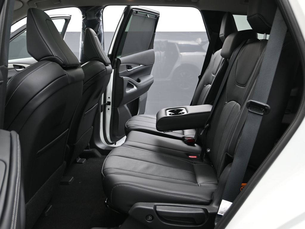 2025 Infiniti QX60 Luxe photo 18