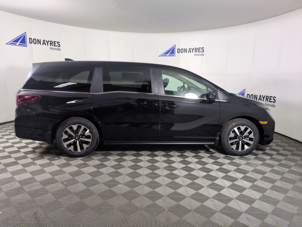 2026 Honda Odyssey EX-L photo 6