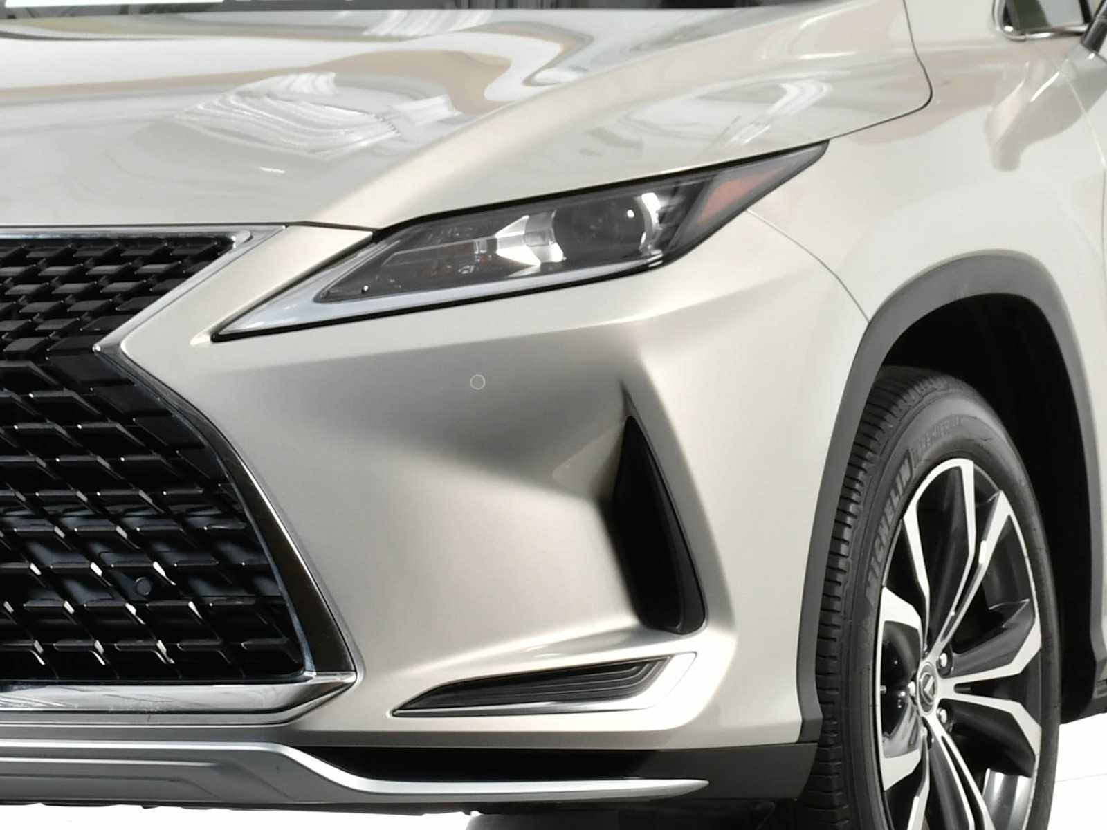 2021 Lexus RX 450hL AWD photo 9