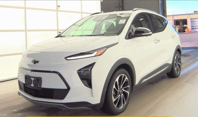 2023 Chevrolet Bolt EUV Premier's photo
