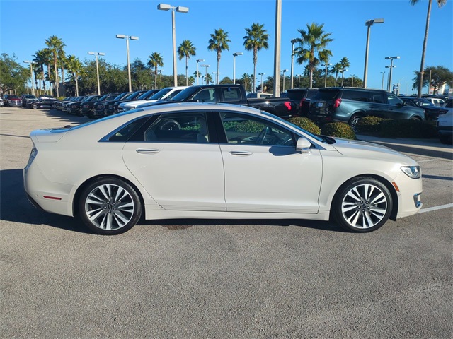 2019 Lincoln MKZ Reserve photo 3