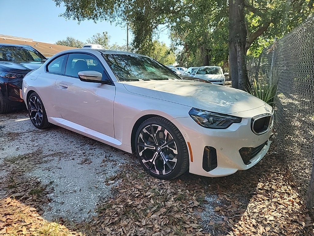 2025 BMW 2 Series 230i's photo