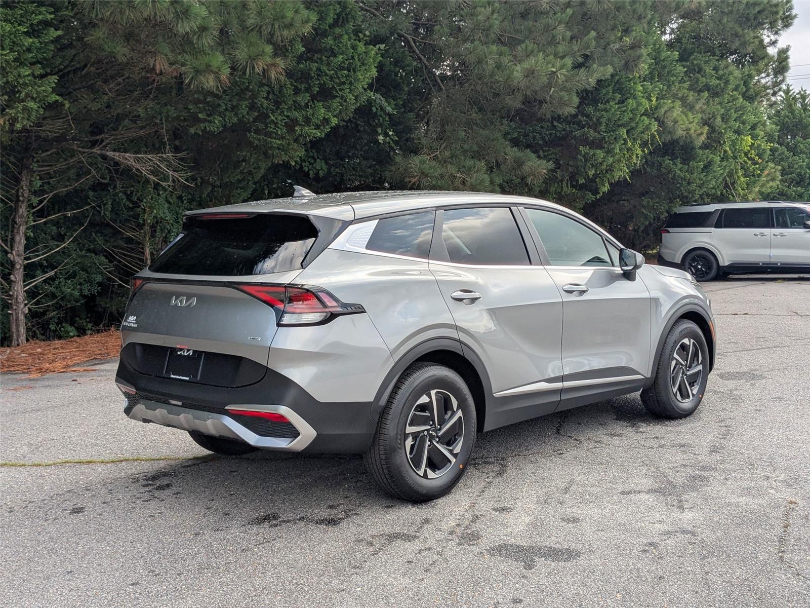 2025 Kia Sportage Hybrid LX photo 7