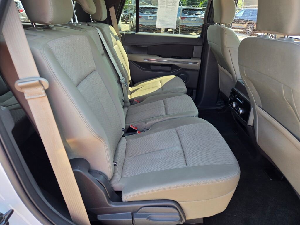 2020 Ford Expedition XLT photo 7