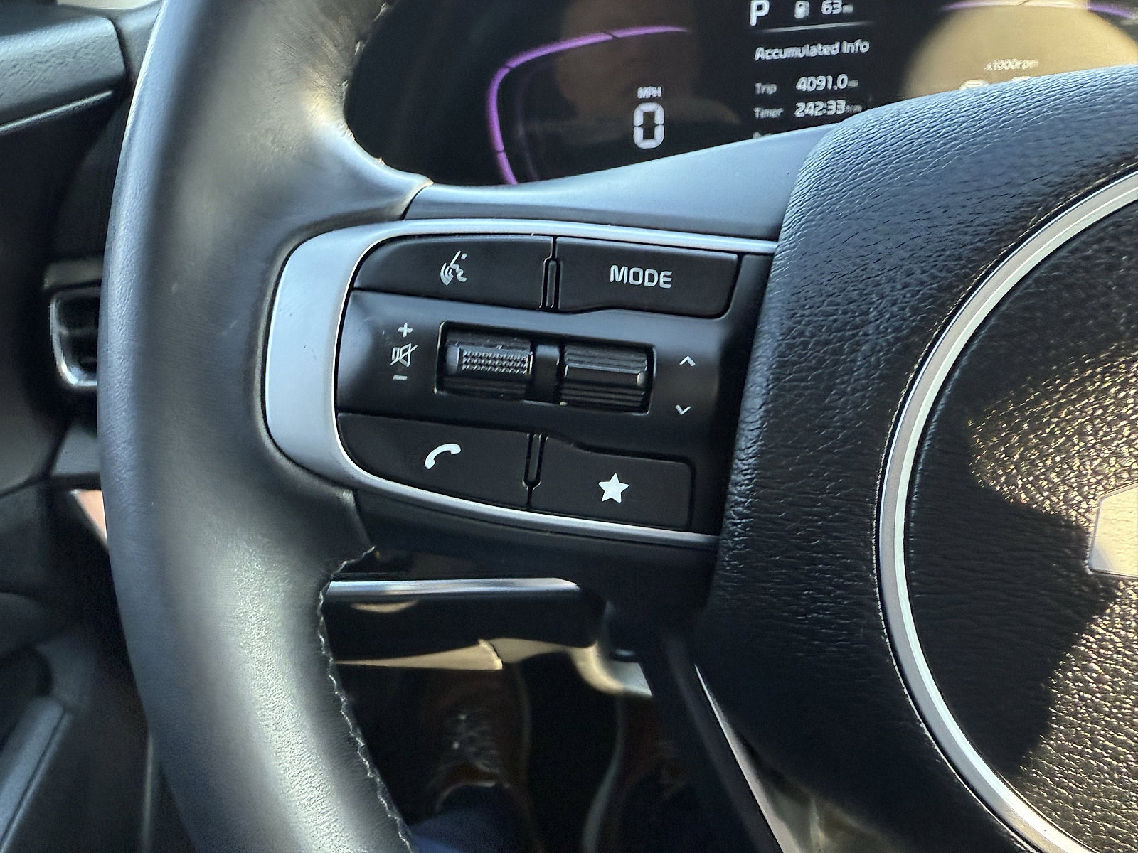 2025 Kia Sportage EX photo 19