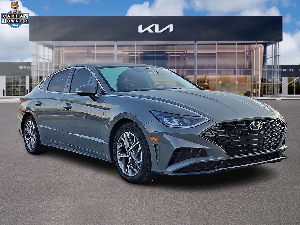 2022 Hyundai Sonata SEL's photo