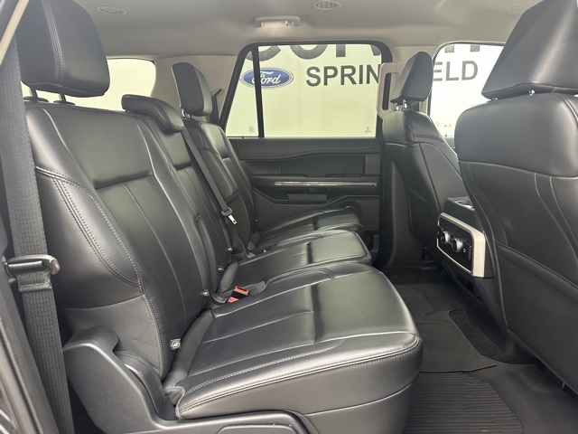2022 Ford Expedition MAX XLT photo 12