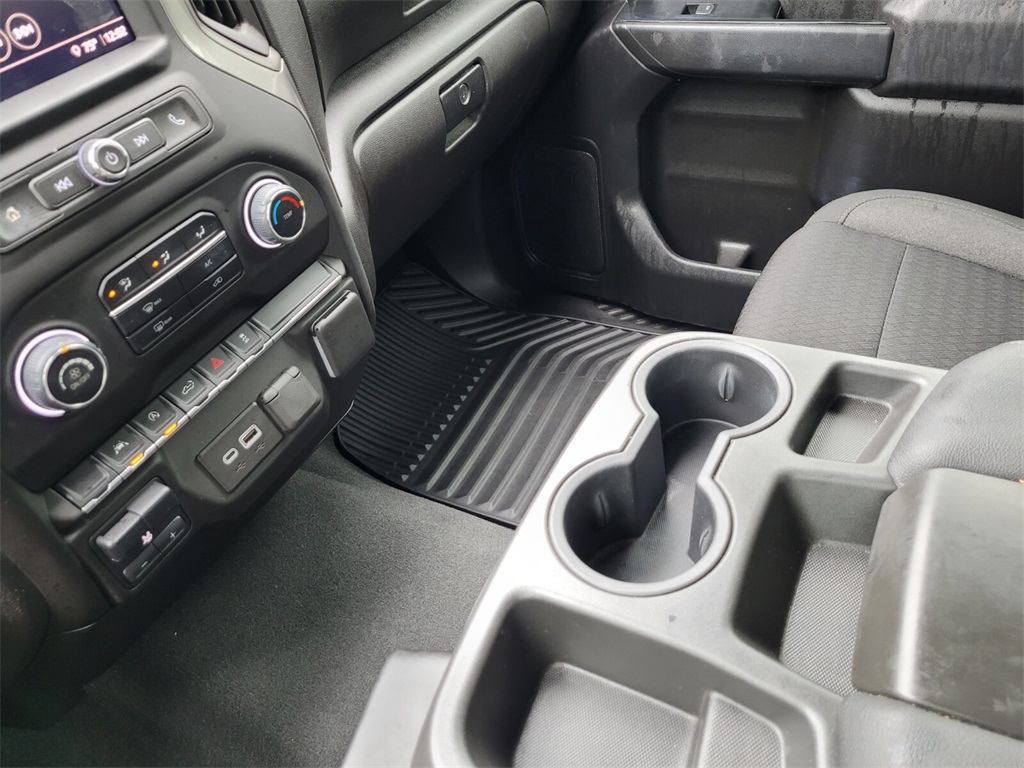 2023 Chevrolet Silverado 1500 Custom photo 23