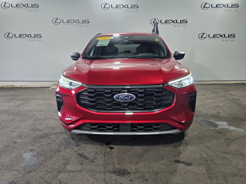 2023 Ford Escape Hybrid ST-Line photo 6