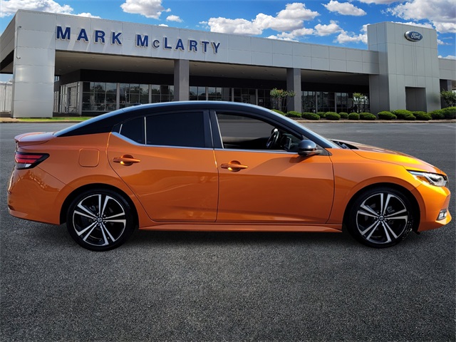 2022 Nissan Sentra SR photo 2