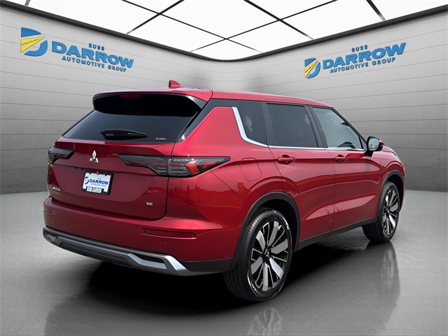 2025 Mitsubishi Outlander SE photo 4