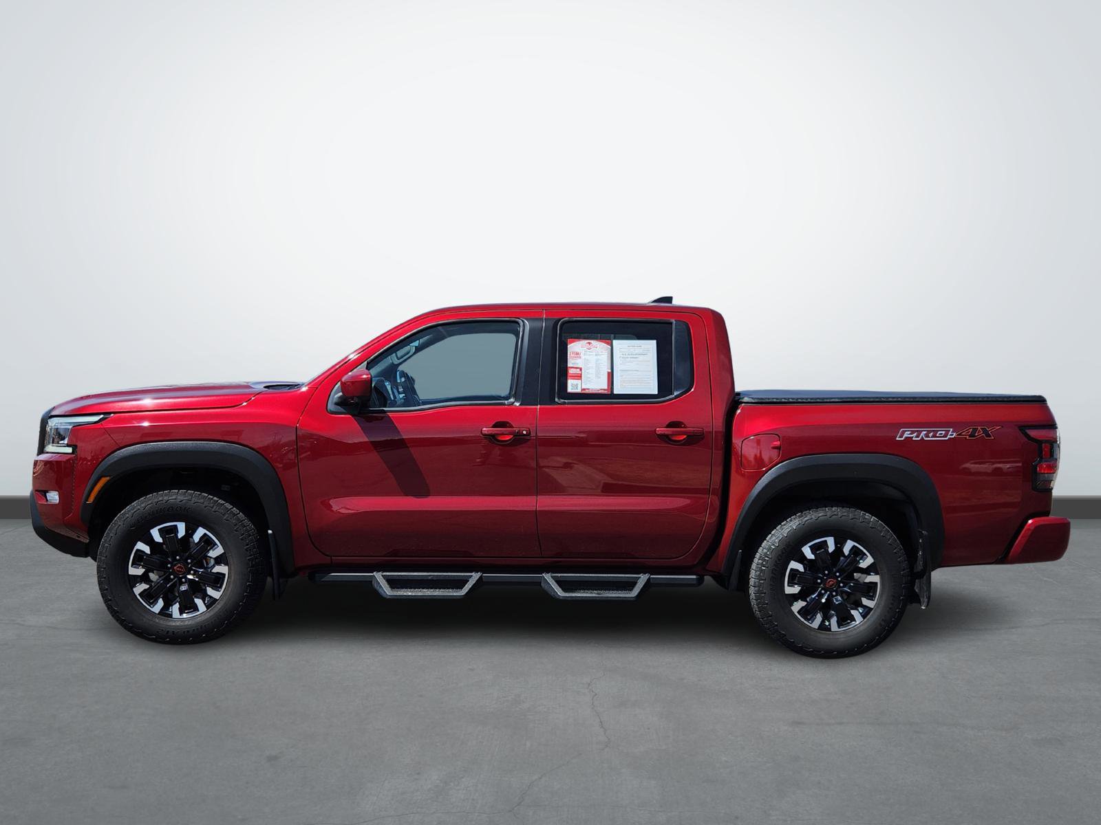 2023 Nissan Frontier Crew Cab PRO-4X photo 2