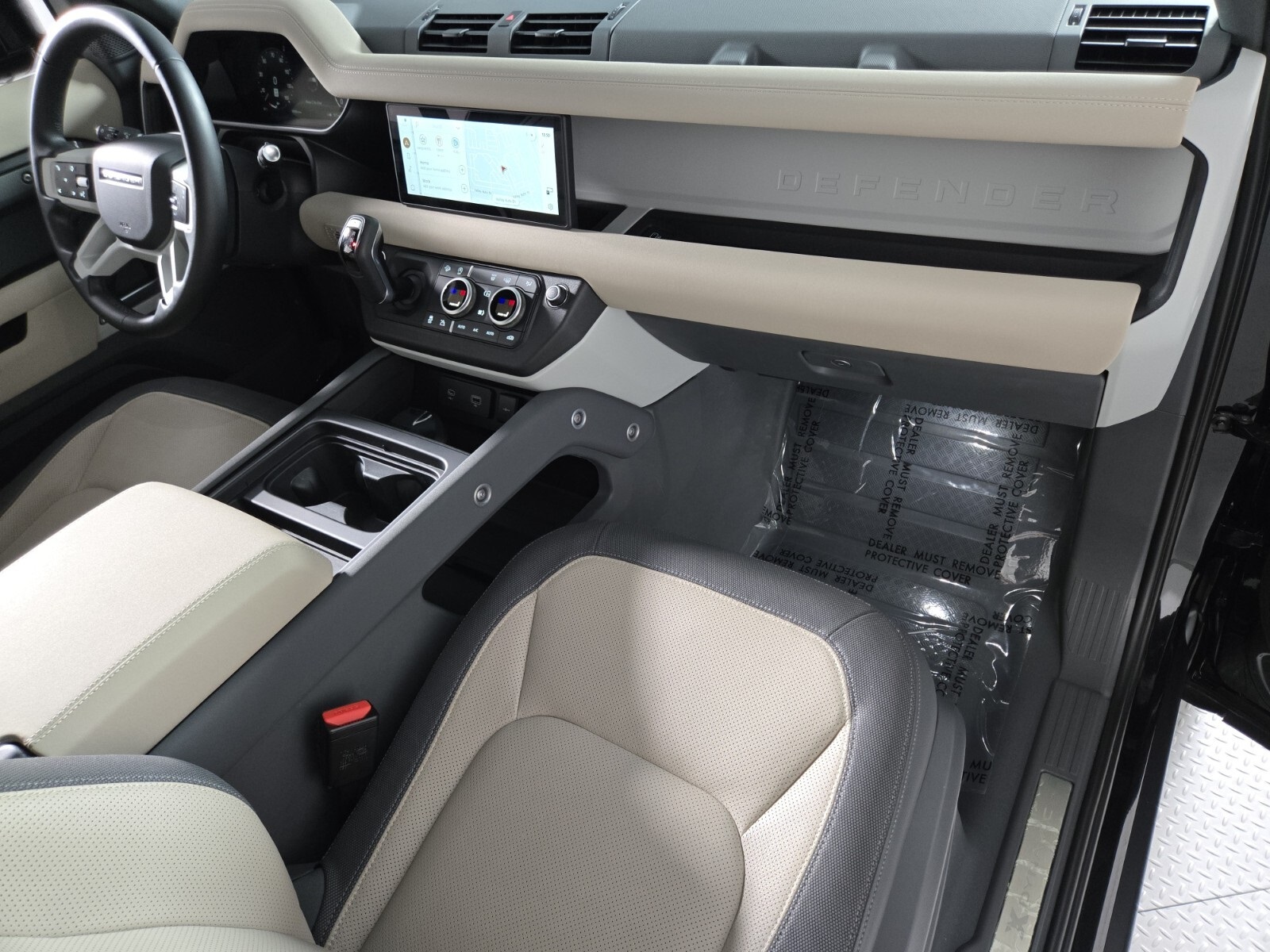2023 Land Rover Defender 90 X-Dynamic SE photo 15