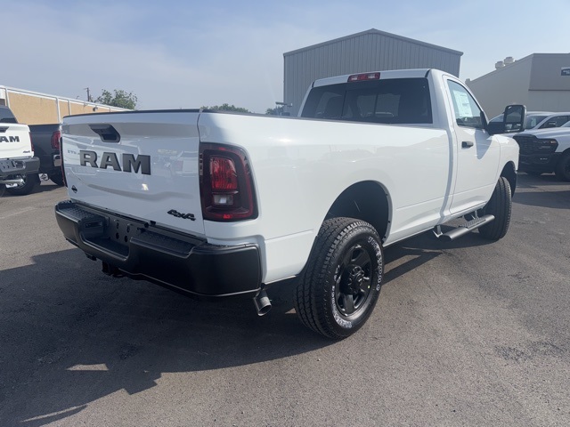 2025 Ram 2500 Tradesman photo 4