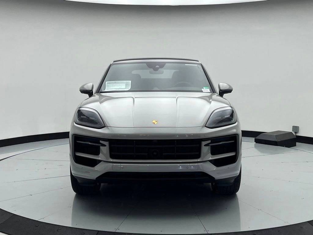 2026 Porsche Cayenne Coupe photo 6